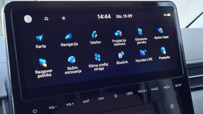 Rabljeno vozilo Hyundai Staria 2.2 CRDI 4x4 Automatic (7 sjedala), Diesel