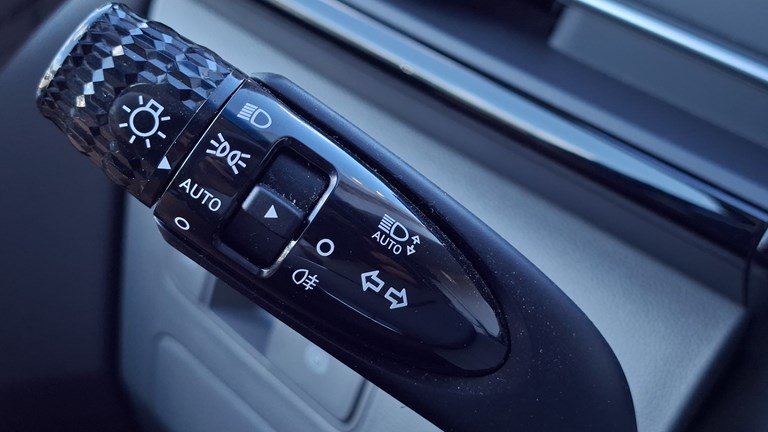 Rabljeno vozilo Hyundai Staria 2.2 CRDI 4x4 Automatic (7 sjedala), Diesel
