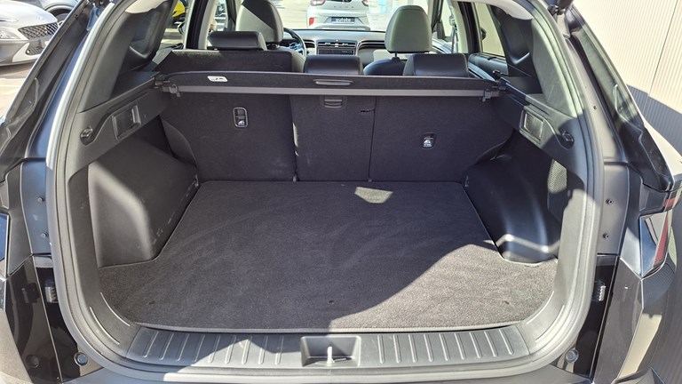 Rabljeno vozilo Hyundai Tucson NX4 1.6 CRDI DCT, Diesel