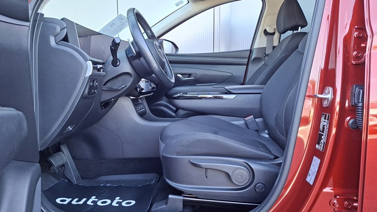 Rabljeno vozilo Hyundai Tucson NX4 1.6 T PHEV Automatic 252, Benzin