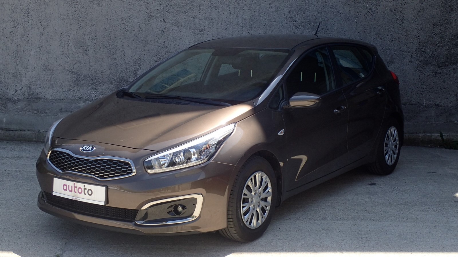 Kia Ceed 1.4 MPI Autoto