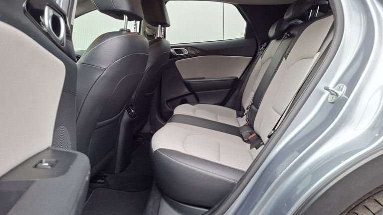 Rabljeno vozilo Kia XCeed 1.0 T-GDI, Benzin