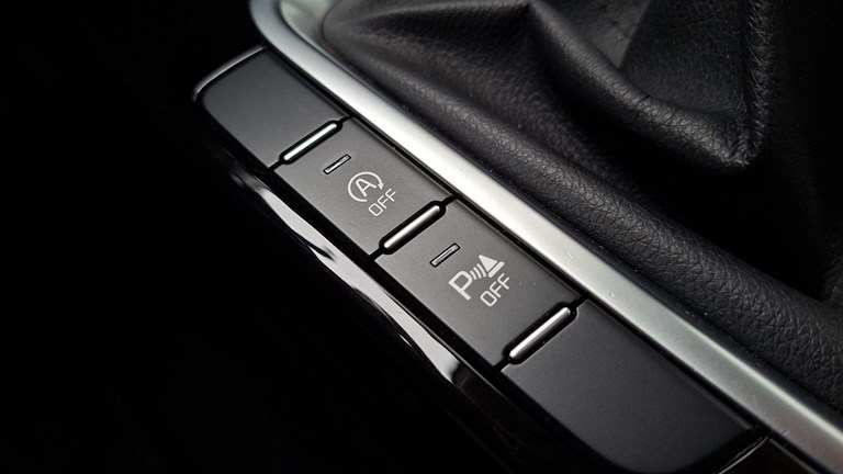 Rabljeno vozilo Kia XCeed 1.0 T-GDI, Benzin