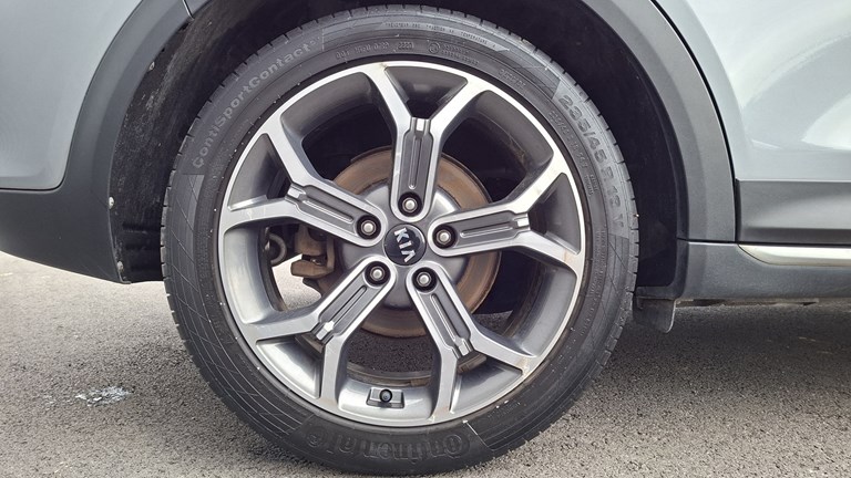 Rabljeno vozilo Kia XCeed 1.0 T-GDI, Benzin