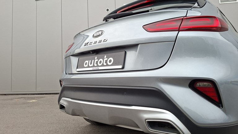 Rabljeno vozilo Kia XCeed 1.0 T-GDI, Benzin
