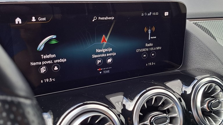 Rabljeno vozilo Mercedes GLA 200d Automatic AMG, Diesel