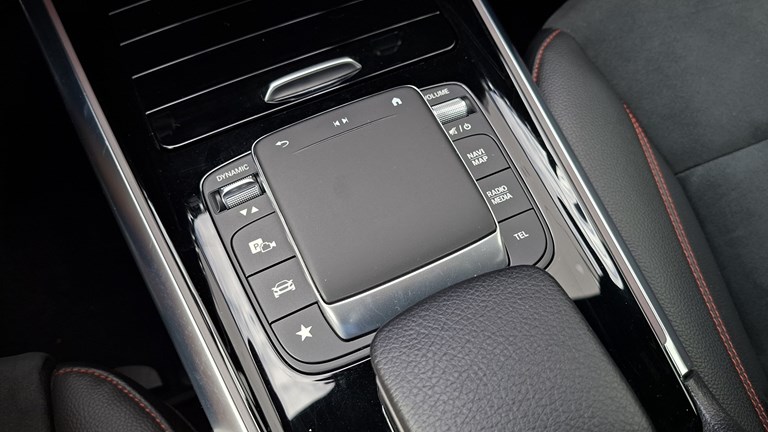 Rabljeno vozilo Mercedes GLA 200d Automatic AMG, Diesel
