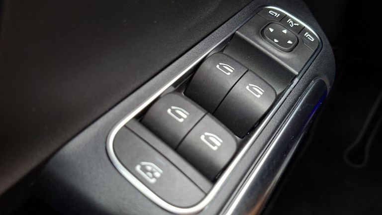 Rabljeno vozilo Mercedes GLA 200d Automatic AMG, Diesel