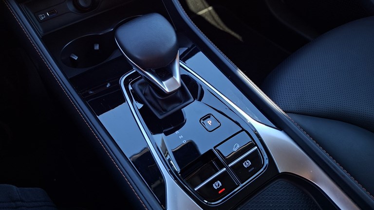 Rabljeno vozilo MG HS 1.5 PHEV Automatic 272, Benzin
