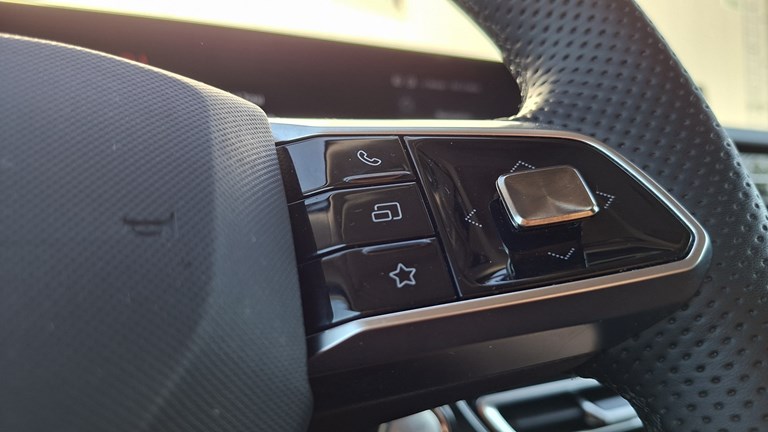 Rabljeno vozilo MG HS 1.5 PHEV Automatic 272, Benzin