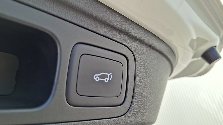 Rabljeno vozilo MG HS 1.5 PHEV Automatic 272, Benzin