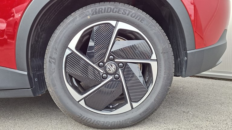 MG S5 EV Luxury Long Range 231