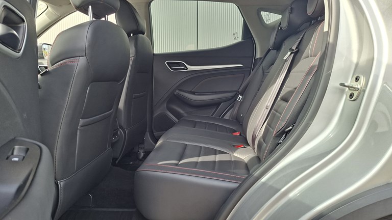 MG ZS 1.0 T-GDI