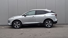 Rabljeno vozilo Nissan Qashqai 1.3 DIG-T MHEV Automatic N-Connecta, Benzin