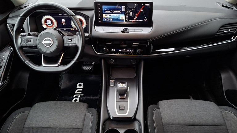 Rabljeno vozilo Nissan Qashqai 1.3 DIG-T MHEV Automatic N-Connecta, Benzin