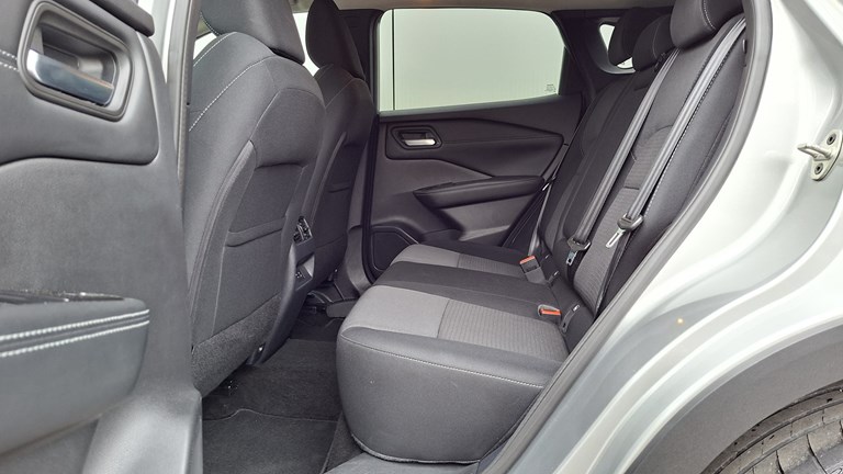 Rabljeno vozilo Nissan Qashqai 1.3 DIG-T MHEV Automatic N-Connecta, Benzin