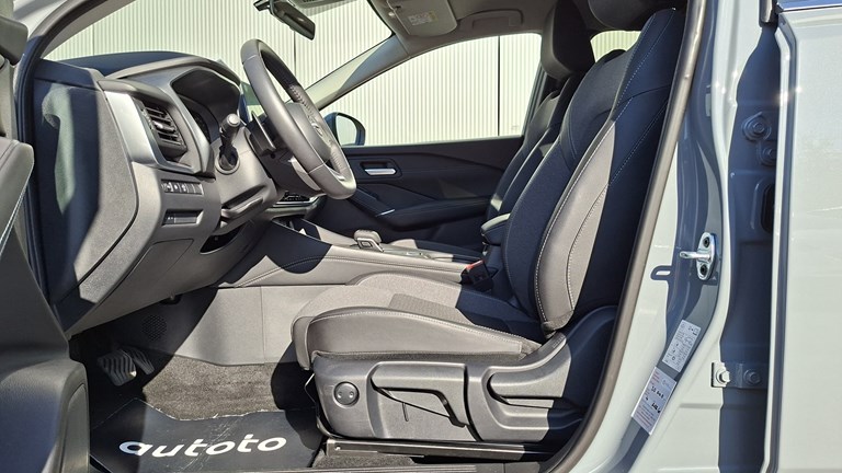 Rabljeno vozilo Nissan Qashqai 1.3 DIG-T MHEV X-tronic, Benzin
