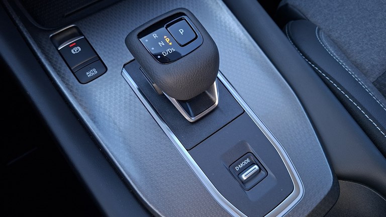 Rabljeno vozilo Nissan Qashqai 1.3 DIG-T MHEV X-tronic, Benzin