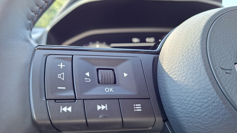 Rabljeno vozilo Nissan Qashqai 1.3 DIG-T MHEV X-tronic, Benzin