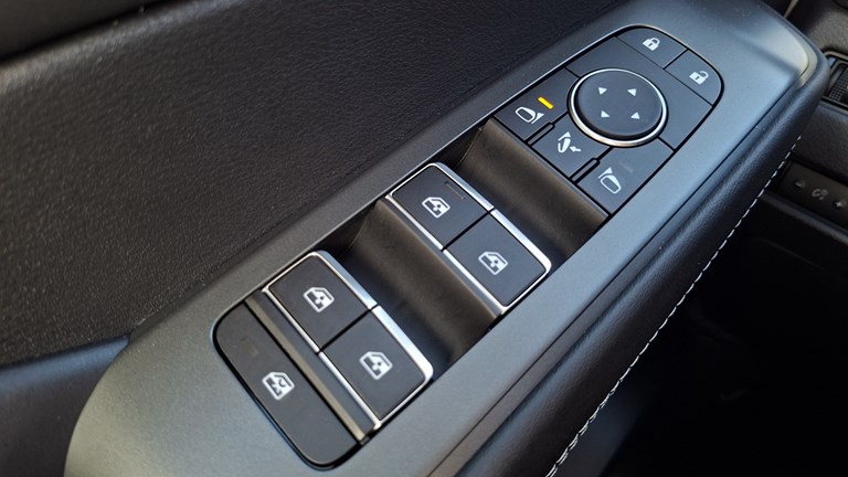 Rabljeno vozilo Nissan Qashqai 1.3 DIG-T MHEV X-tronic, Benzin