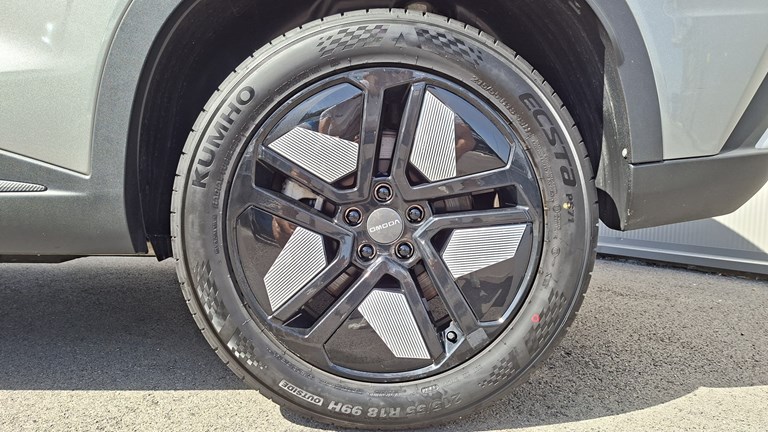 Rabljeno vozilo Omoda 5 1.5 T-GDI SHS-H DHT 224, Benzin