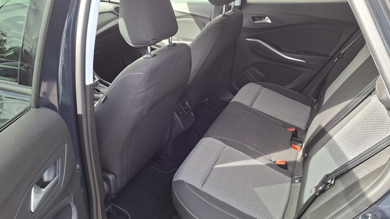 Rabljeno vozilo Opel Grandland X 1.2 Automatic, Benzin