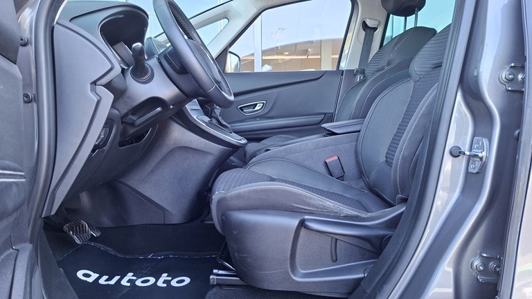 Rabljeno vozilo Renault Grand Scenic 1.7 DCI Automatic (7 sjedala), Diesel