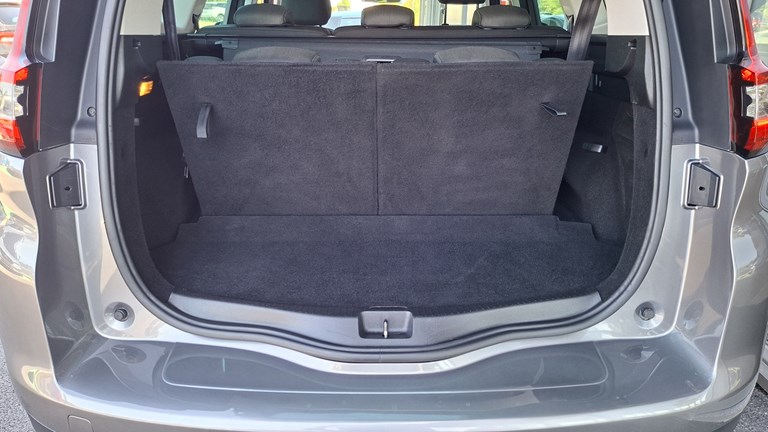 Rabljeno vozilo Renault Grand Scenic 1.7 DCI Automatic (7 sjedala), Diesel