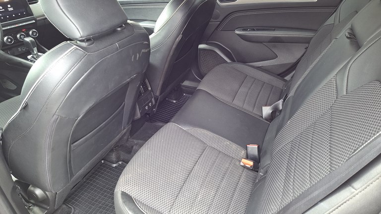 Rabljeno vozilo Renault Megane Conquest 1.3 TCE mHEV, Benzin