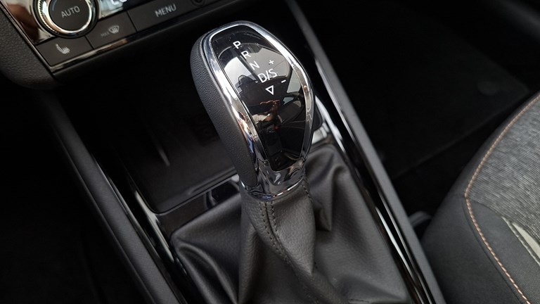 Rabljeno vozilo Škoda Kamiq 1.0 TSI DSG, Benzin