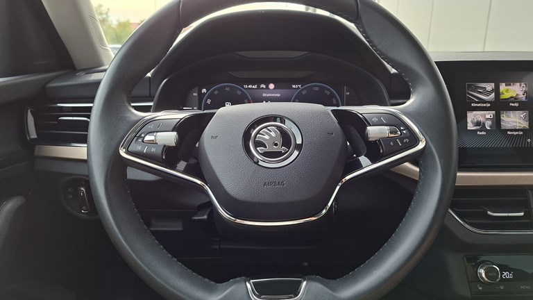 Rabljeno vozilo Škoda Kamiq 1.0 TSI DSG, Benzin