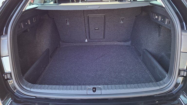 Rabljeno vozilo Škoda Octavia Combi 2.0 TDI DSG, Diesel