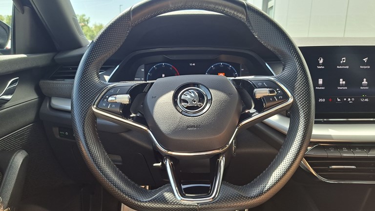 Rabljeno vozilo Škoda Octavia Combi 2.0 TDI DSG, Diesel