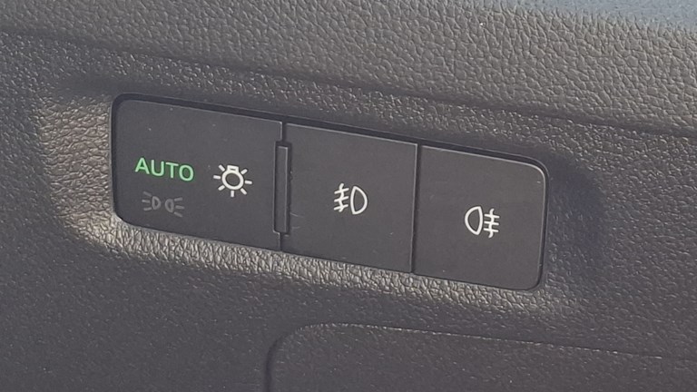 Rabljeno vozilo Škoda Octavia Combi 2.0 TDI DSG, Diesel