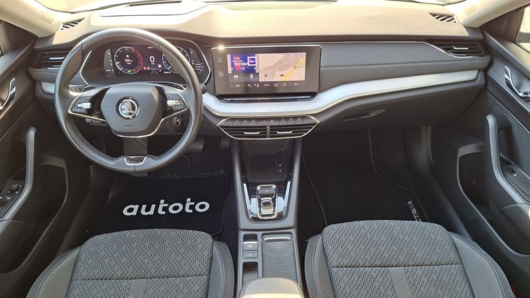 Rabljeno vozilo Škoda Octavia Combi 2.0 TDI DSG, Diesel