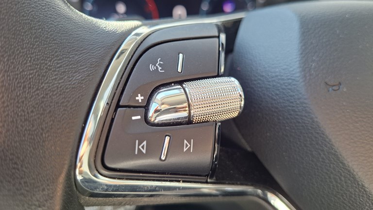 Rabljeno vozilo Škoda Octavia Combi 2.0 TDI DSG, Diesel