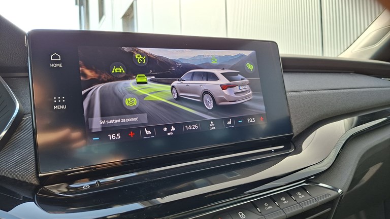 Rabljeno vozilo Škoda Octavia Combi 2.0 TDI DSG Sportline, Diesel