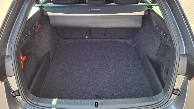 Rabljeno vozilo Škoda Octavia Combi 2.0 TDI DSG Sportline, Diesel