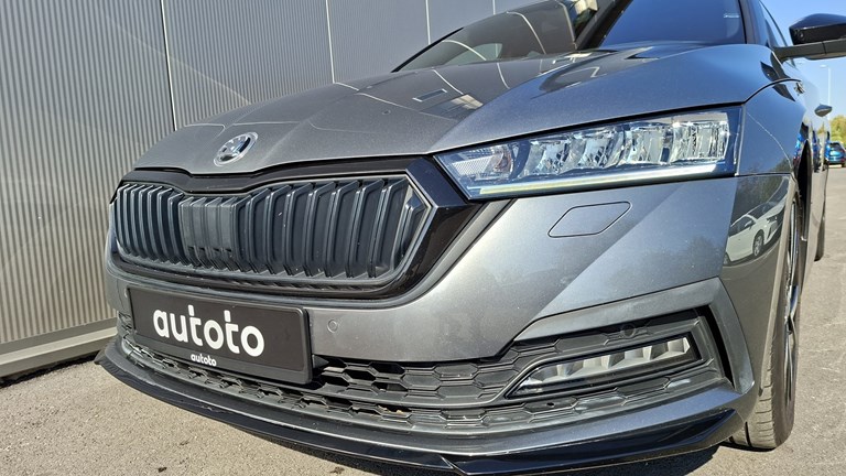 Rabljeno vozilo Škoda Octavia Combi 2.0 TDI DSG Sportline, Diesel