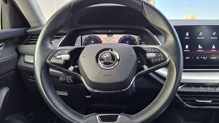 Rabljeno vozilo Škoda Octavia Combi 2.0 TDI DSG Style, Diesel