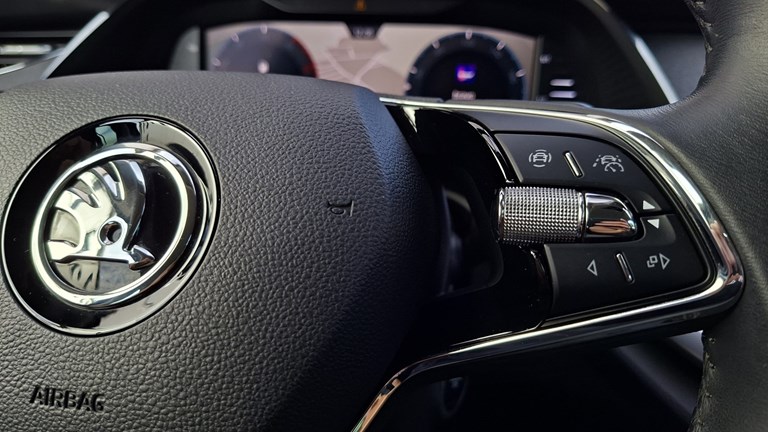 Rabljeno vozilo Škoda Octavia Combi 2.0 TDI DSG Style, Diesel