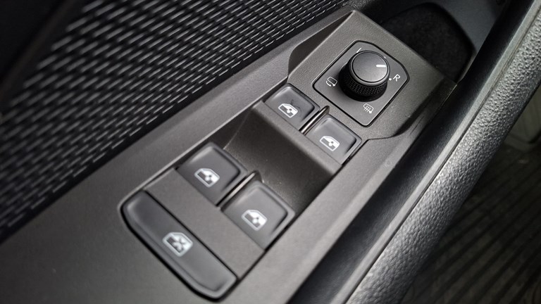 Rabljeno vozilo Škoda Octavia Combi 2.0 TDI DSG Style, Diesel