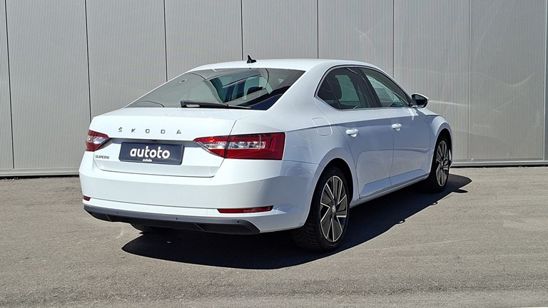 Rabljeno vozilo Škoda Superb 2.0 TDI DSG, Diesel