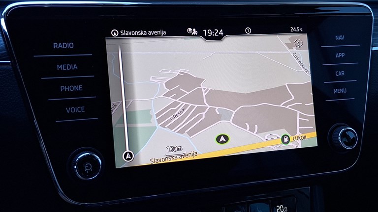 Rabljeno vozilo Škoda Superb 2.0 TDI DSG, Diesel