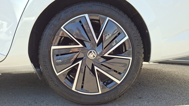 Rabljeno vozilo Škoda Superb 2.0 TDI DSG, Diesel