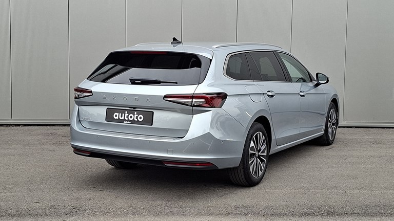Rabljeno vozilo Škoda Superb Combi 2.0 TDI DSG, Diesel