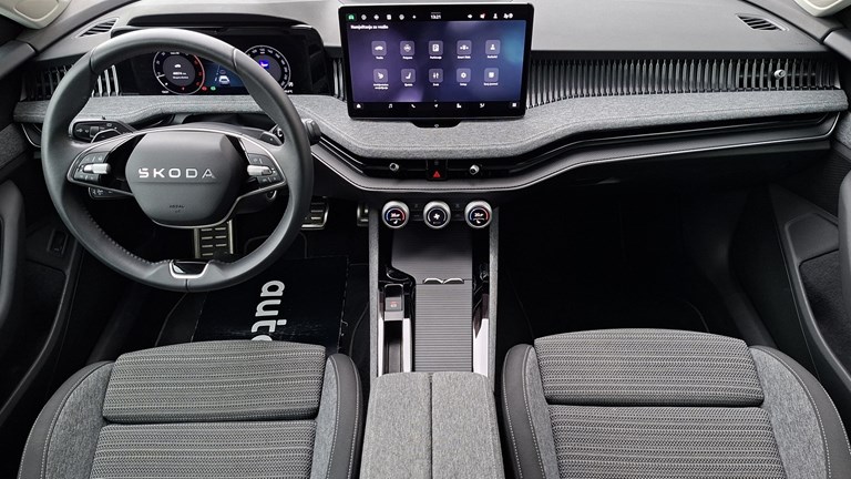 Rabljeno vozilo Škoda Superb Combi 2.0 TDI DSG, Diesel