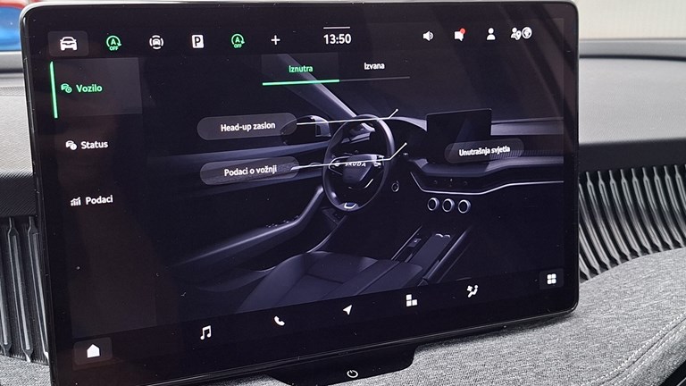 Rabljeno vozilo Škoda Superb Combi 2.0 TDI DSG, Diesel