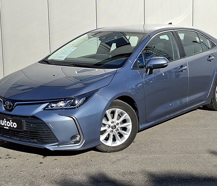 Rabljeno vozilo Toyota Corolla 1.5, Benzin