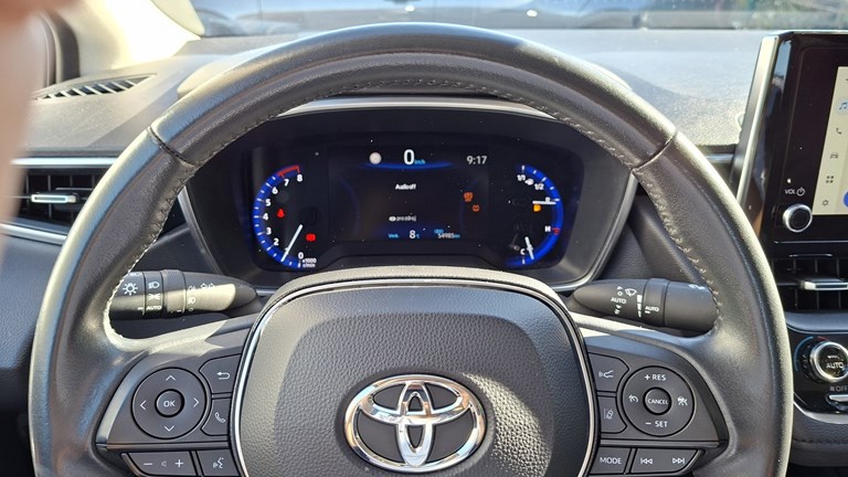 Rabljeno vozilo Toyota Corolla 1.5, Benzin